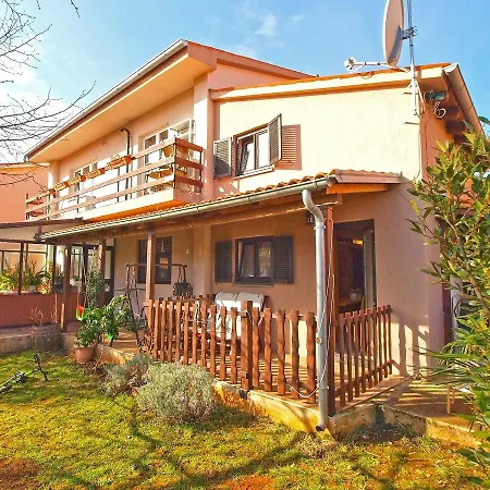 Apartamento Mitar 1271 Fažana