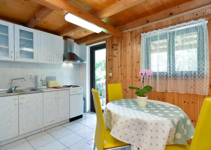 Mitar 1271 Daire Fažana